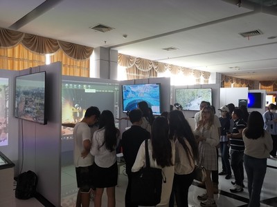 国际创意设计学院2023届毕业设计展开幕 数字文化创意内容应用服务新篇章